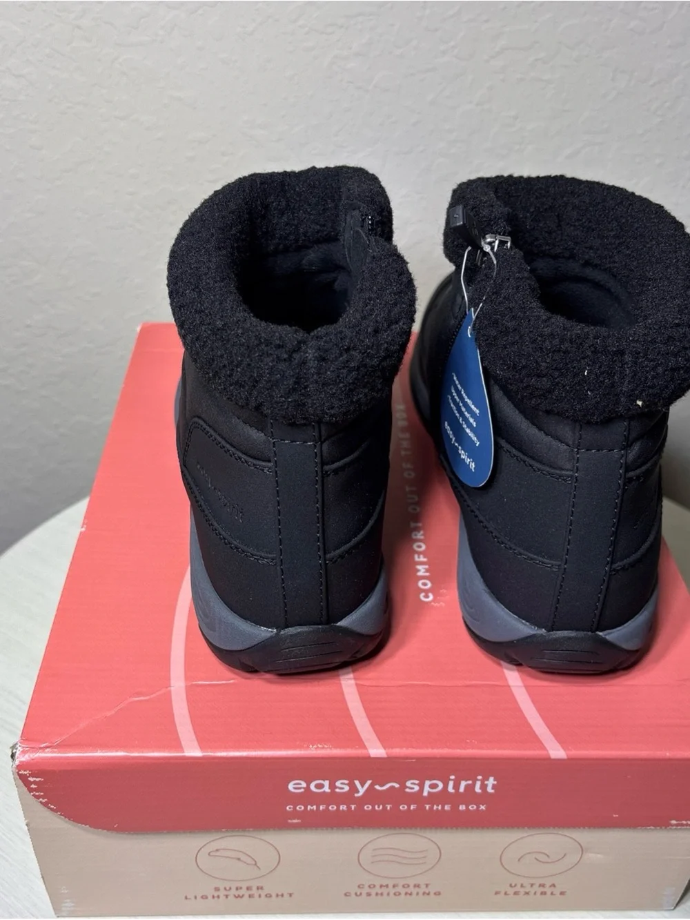 Easy Spirit Eagan2 Black Cozy Cold Weather Walking Booties Women's Size 9.5M NIB